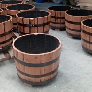 Macetros barnizados whisky